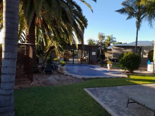 Bush Pillow Guest House Otjiwarongo Eksteriør bilde