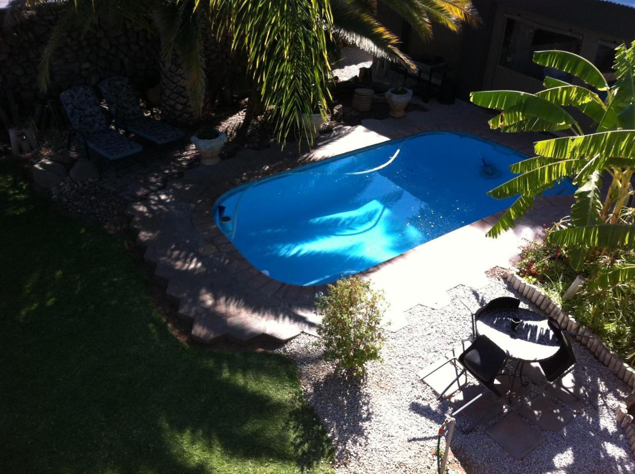 Bush Pillow Guest House Otjiwarongo Eksteriør bilde